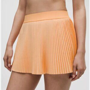 NWOT LuluLemon Varsity High-Rise Pleated Skort - Size 10